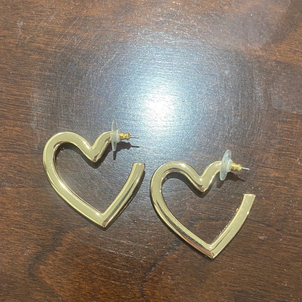 BaubleBar Gold Heart Earrings